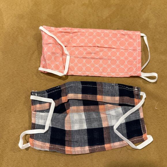 NEW Anthropologie Amadi Ear Loop Reusable Cloth Face Masks Pink Blue Plaid - Picture 3 of 6